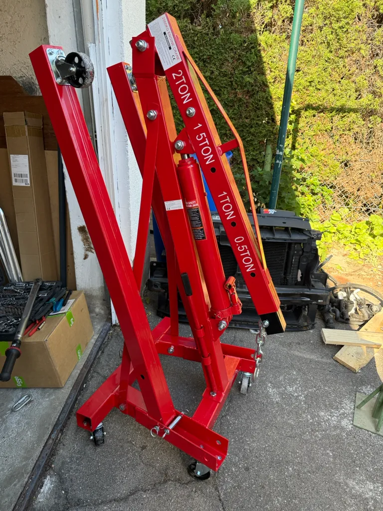 Robuster Motorkran 2T | Werkstattkran Motorheber mieten in Augsburg – Bild 3
