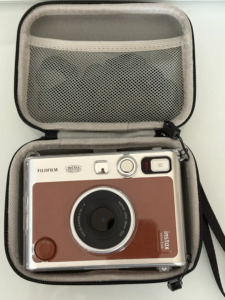 FUJIFILM INSTAX mini Evo mieten in Aachen – Bild 4