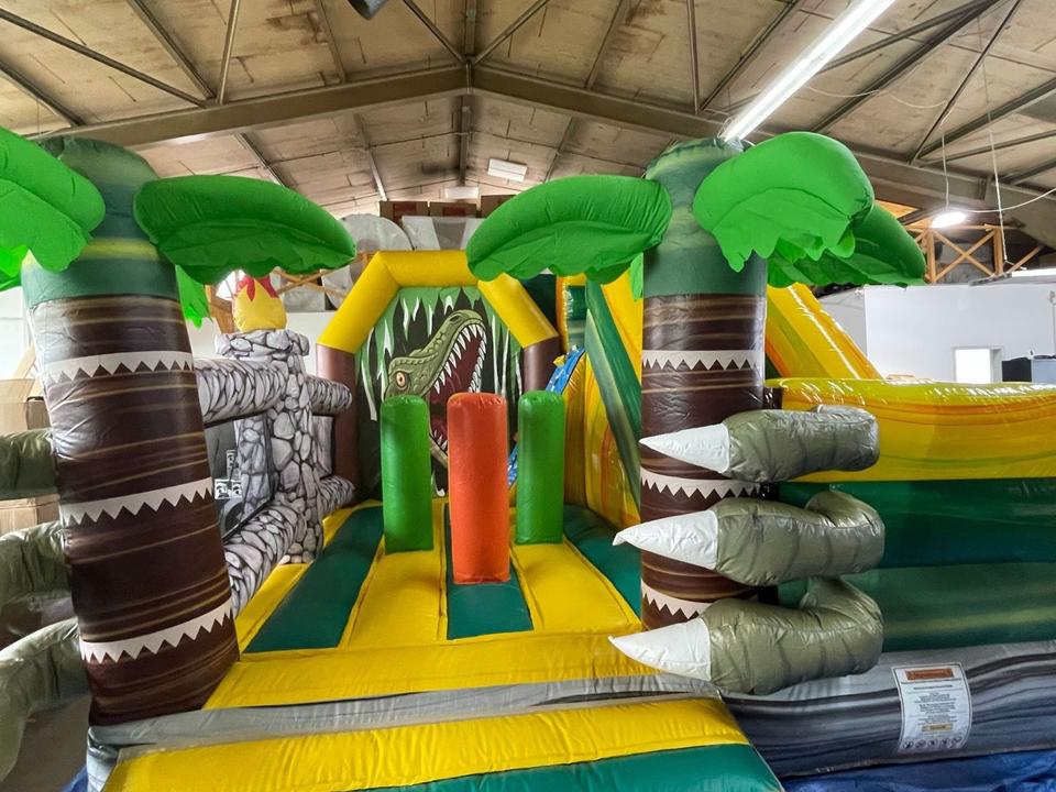 Dinosaurier Hüpfburg