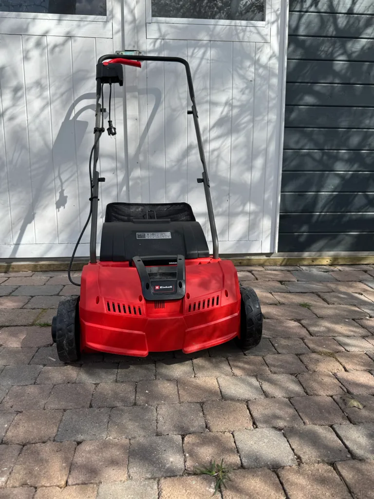 Vertikutierer Einhell 1,2 kW