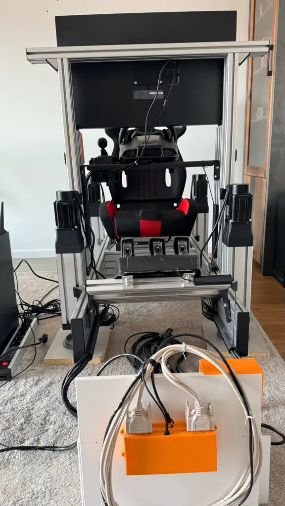 High-End Sim-Racing Rig mit 4-DoF Motion-Plattform – Bild 3