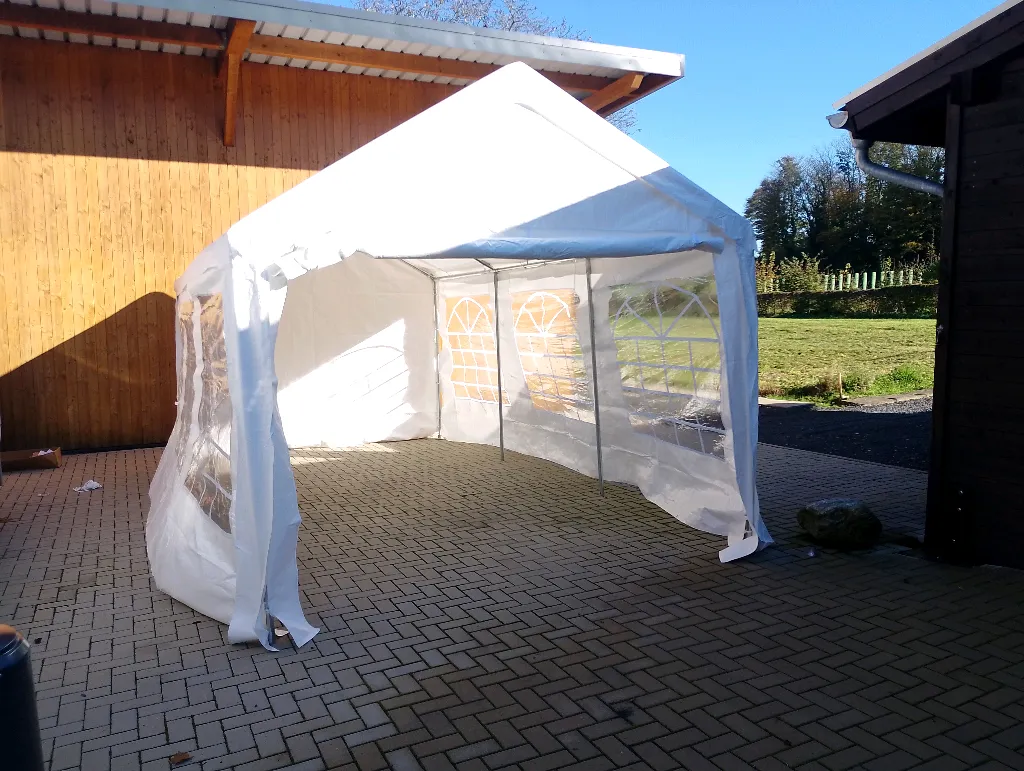 Geräumiges Partyzelt / Festzelt 3x6m mit Fenstern mieten in Würselen (Aachen) – Bild 3
