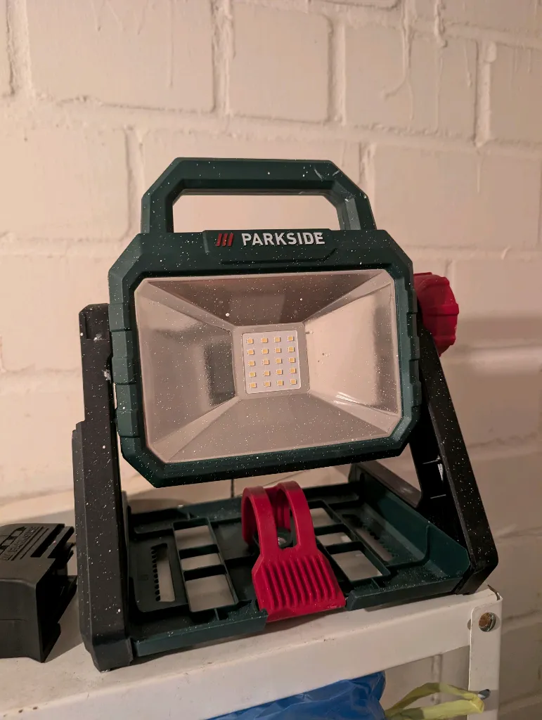 Parkside Akku LED Baustrahler / Arbeitsleuchte