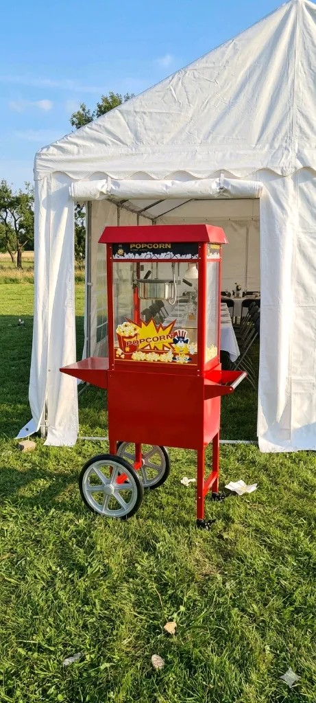 Retro Popcornmaschine auf Rollwagen mieten 🎉